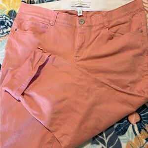 Vintage America Women's Coral Cropped Body Sculpt Jeans